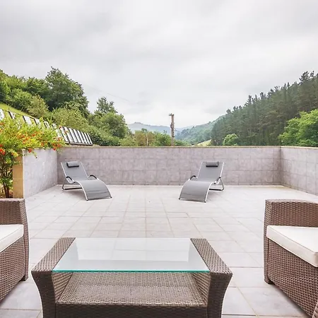 Beautiful Townhouse 20 Km From Bilbao * Llodio